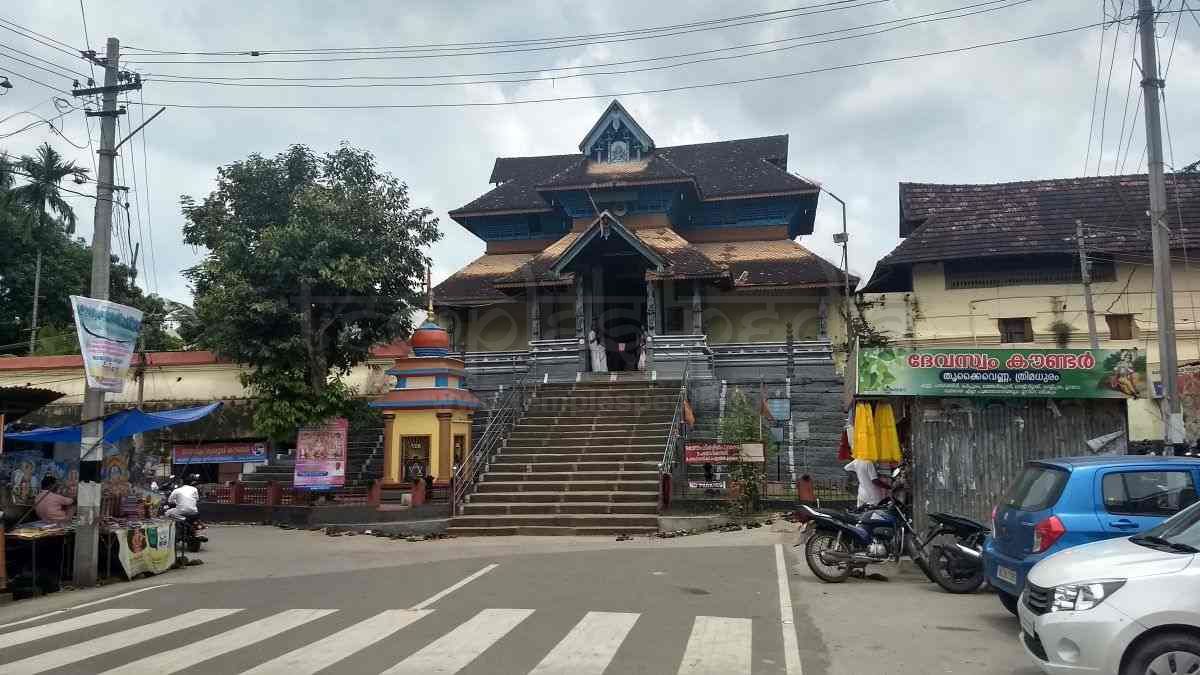 vallasadya at aranmula