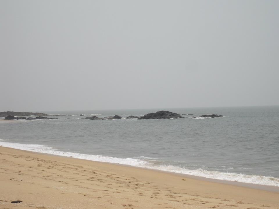 Kizhunna ezhara beach kannur images