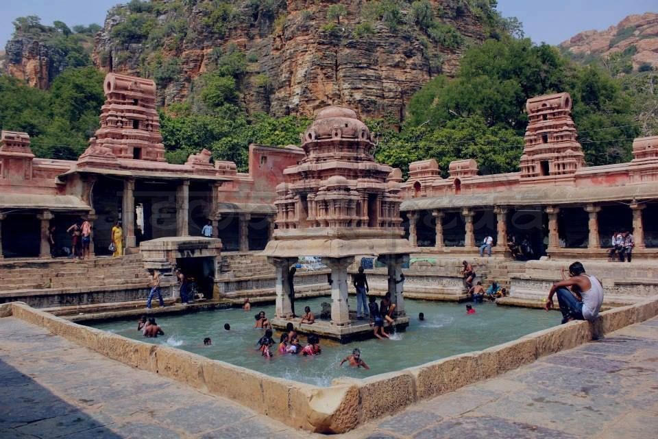 Uma Maheswara Temple Yaganti