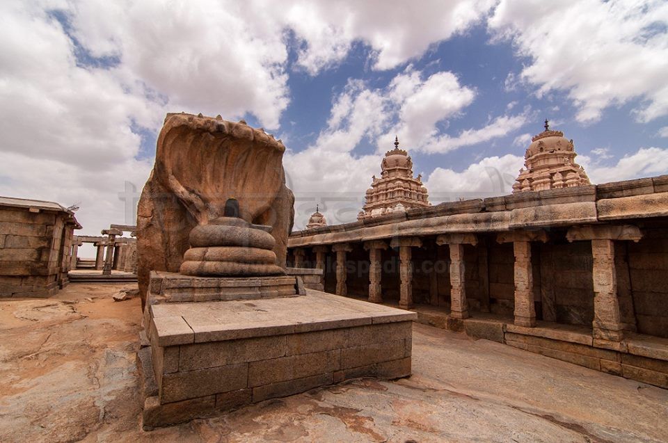 Lepakshi Veerabhadra temple Andhra Pradesh