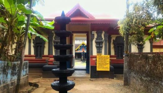 Tirunavaya mukunda temple pooja offerings