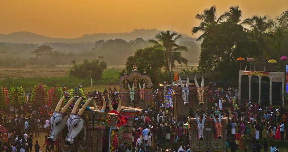 kulappully thrippatta thalappoli festival